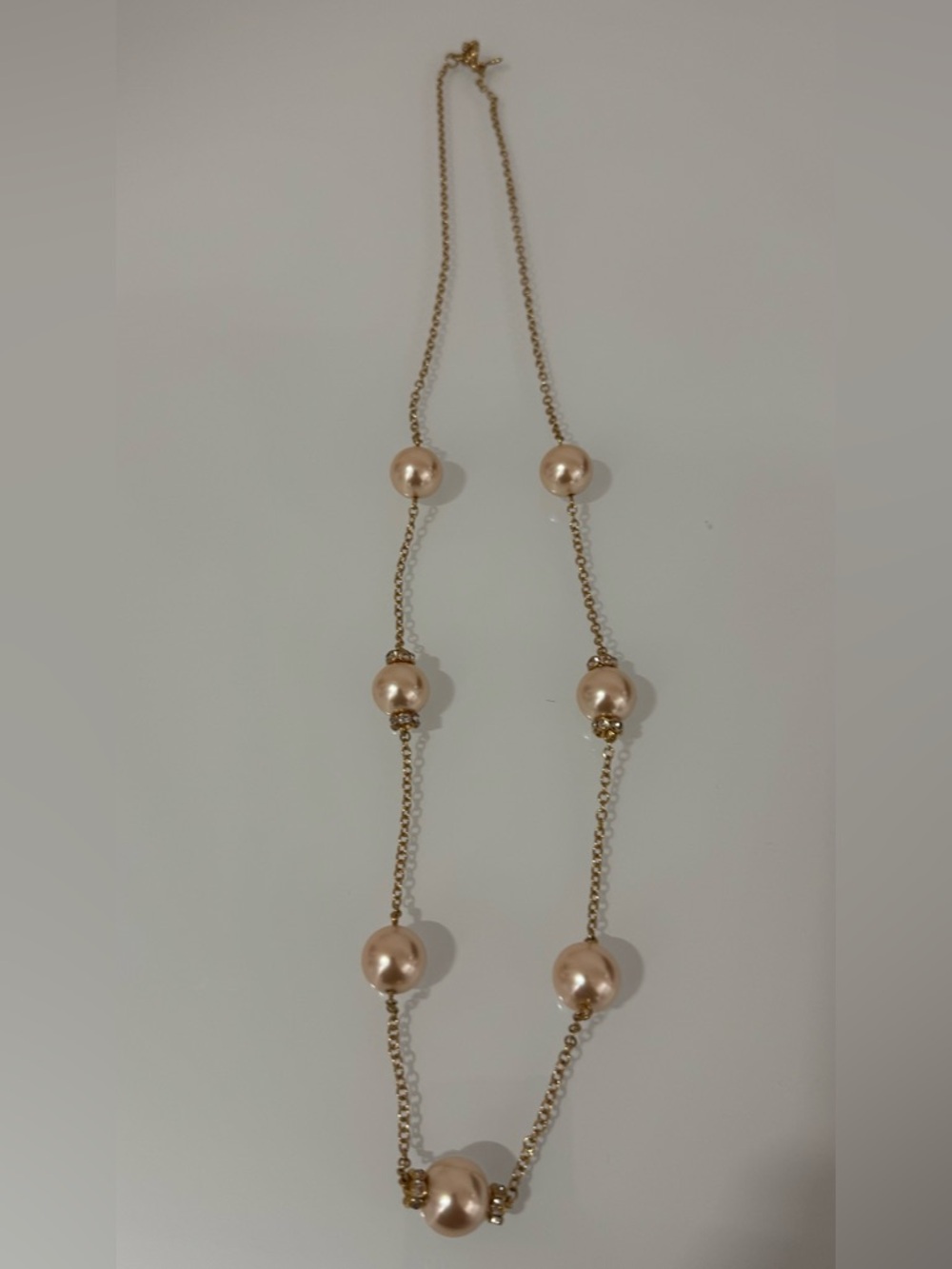 J CREW Gold Chain Necklace with Champagne Pearl Accents - Picture 1 of 4